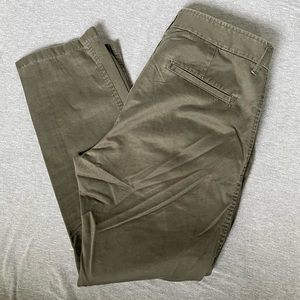 Men’s Gap Lived In Tapered Khaki 34/30